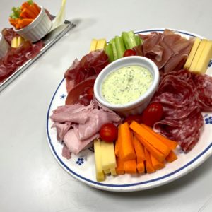 Planche apéro pour déjeuner sur place